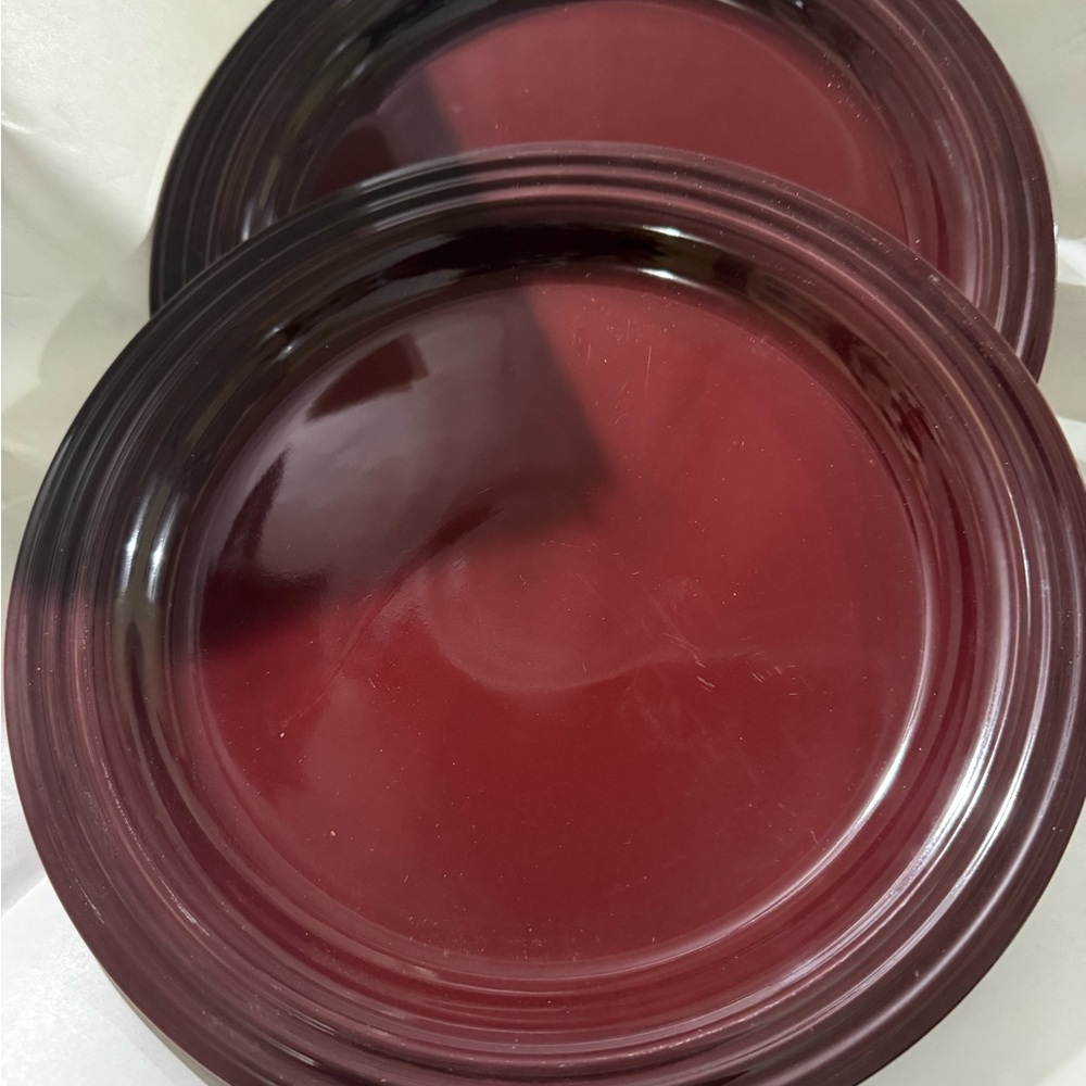 Set of Two 27cm Le creuset Plates in color Rhone